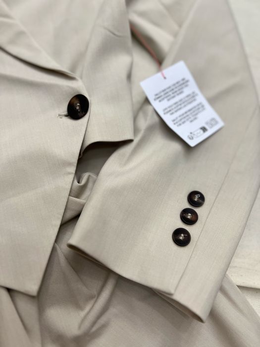 Костюм женский новый