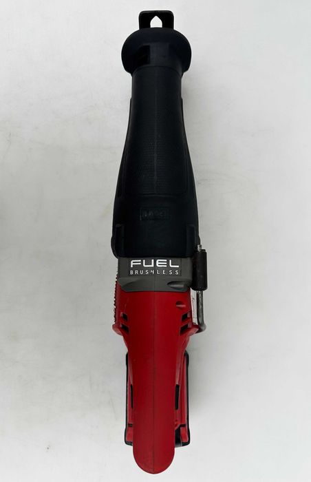 Milwaukee M18 ONESX - Акумулаторен безчетков саблен трион перфектен!