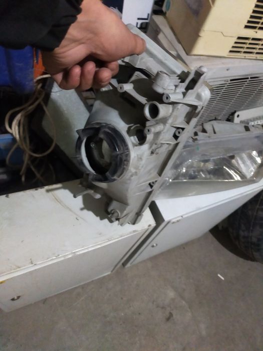 Продам фары максима 32