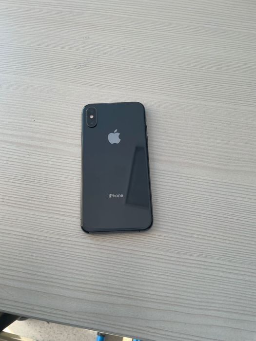 Продам Iphone xs
