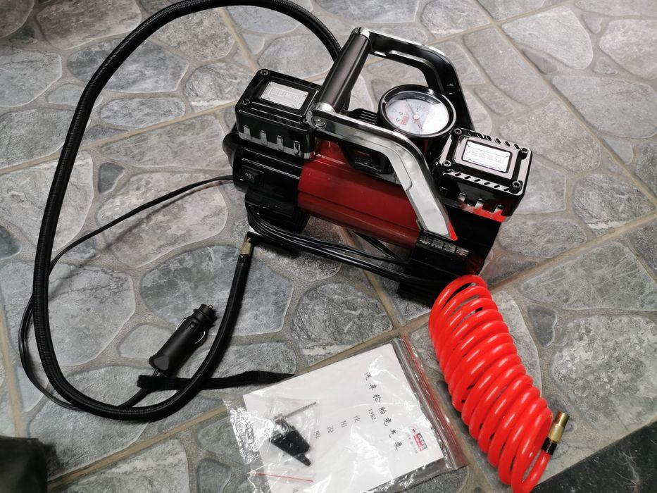 Компрессор автомобильный