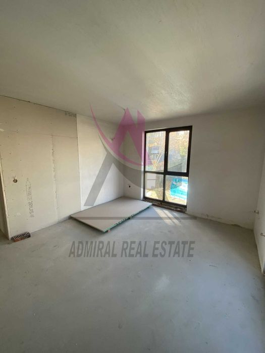 Продава се Двустаен апартамент в Варна, Бриз - 58 кв.м за 2673 €/кв.м - Снимка #1