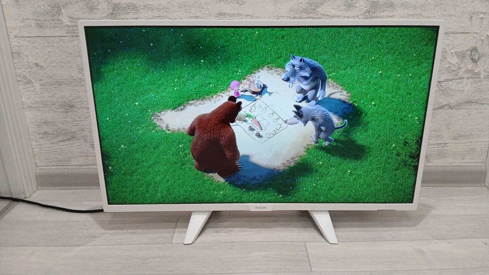 Смарт ТВ. Диагональ 81см. БЕЗ ТОРГА.