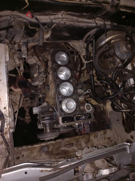 Продам Chevrolet niva 2012