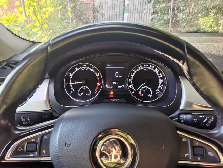 SKODA Rapid 2017 — imagine 2