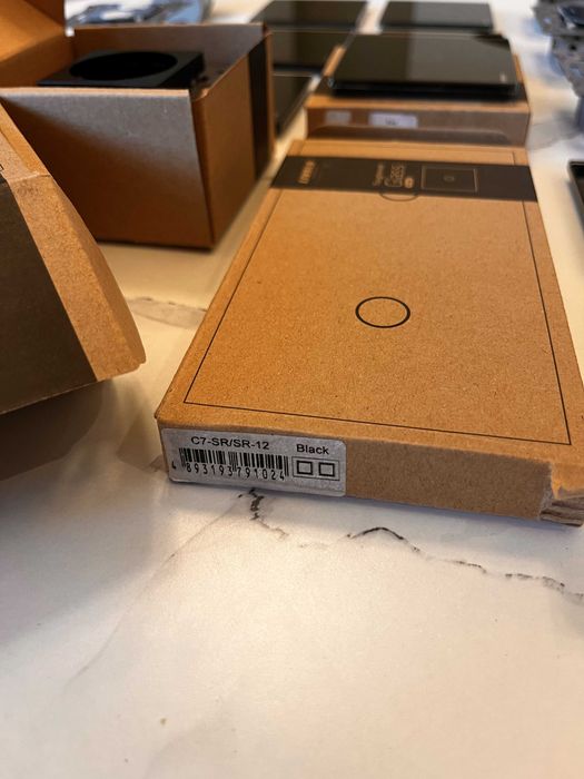 Lot intrerupatoare tactile (touch) si prize Livolo, sticla securizata