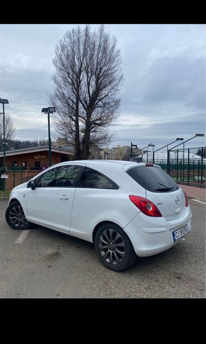 Opel corsa 1.2 Gpl