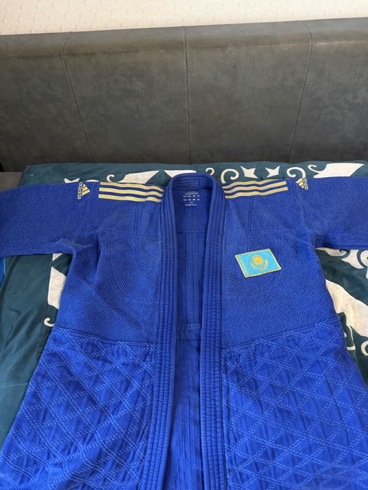 Кимано адидас продаю