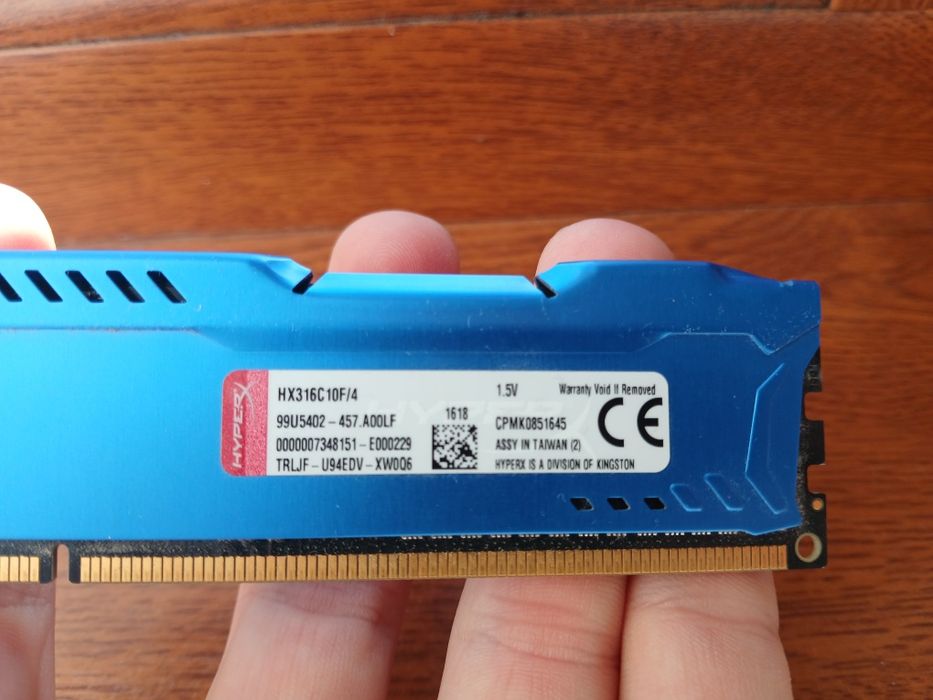 Memorie RAM 4GB DDR3