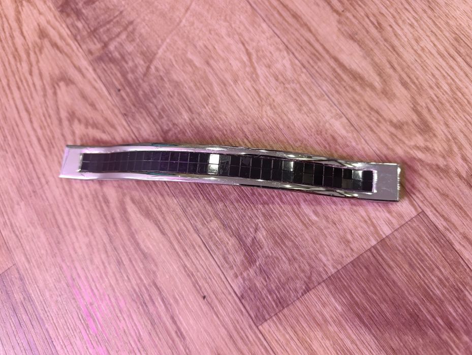 Ручка мебельная металлическая б/у, в отличном состоянии,  14 штук