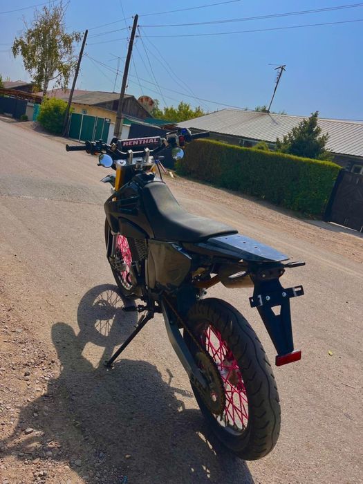 Мотоцикл 250 куб