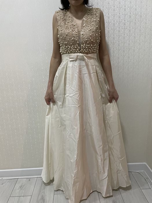 Женская платья