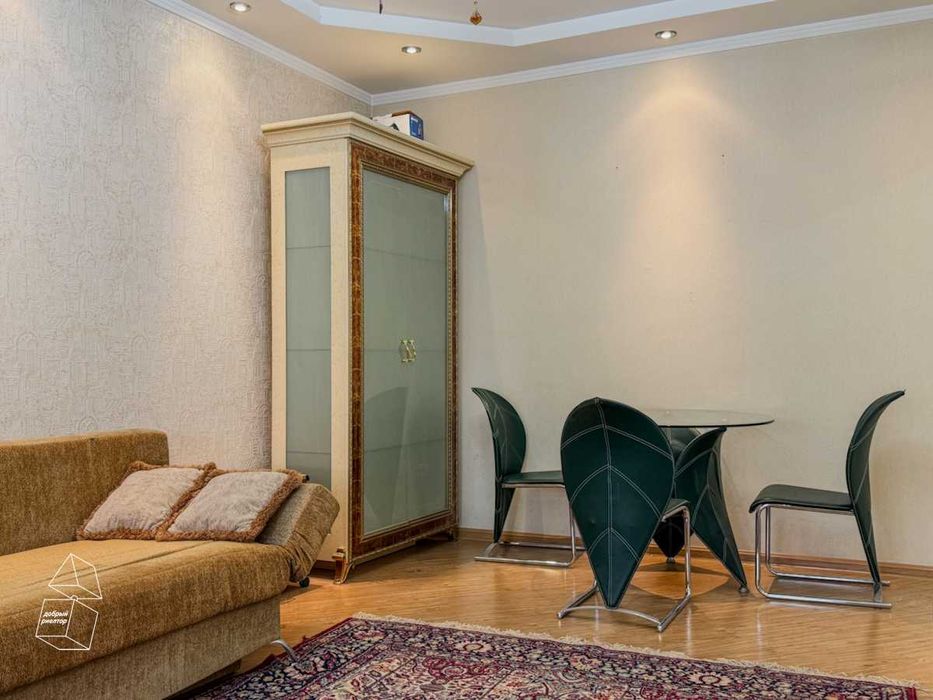 (Добрый) Бадамзар, 90 м², 3/5/9, Просторная квартира в улучшенке