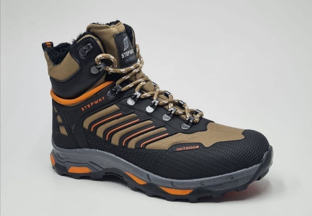 Сапоги трекинговые на меху. Турция