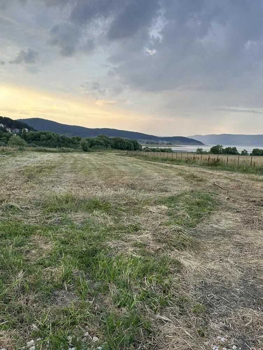 Парцели в регулация на Курорта Цигов чарк с ток и вода