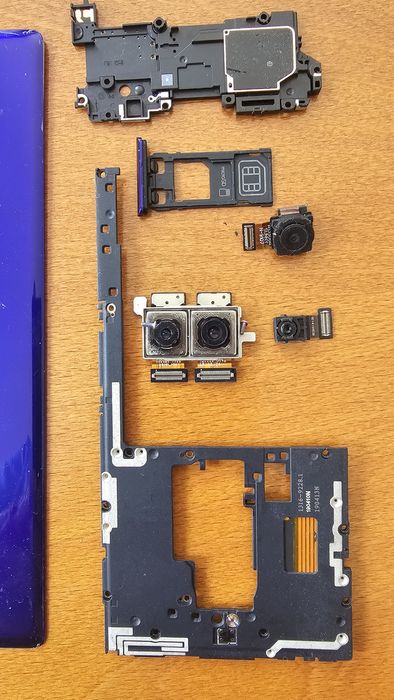Sony Xperia 1 I - на ЧАСТИ