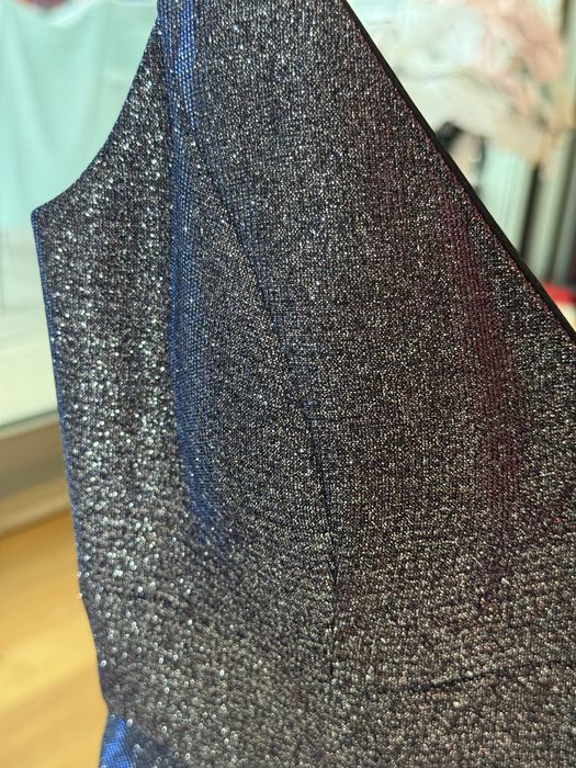 Бляскава рокля, размер 36