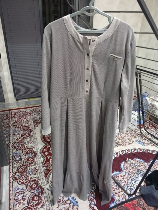 Продам платьев женское