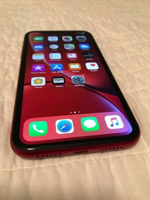 iPhone XR 64 GB Red