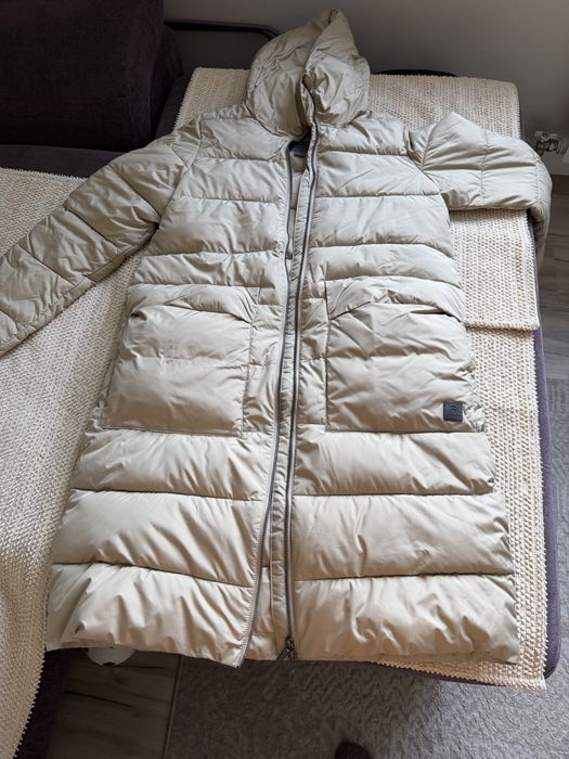 Пуховик зимний женский