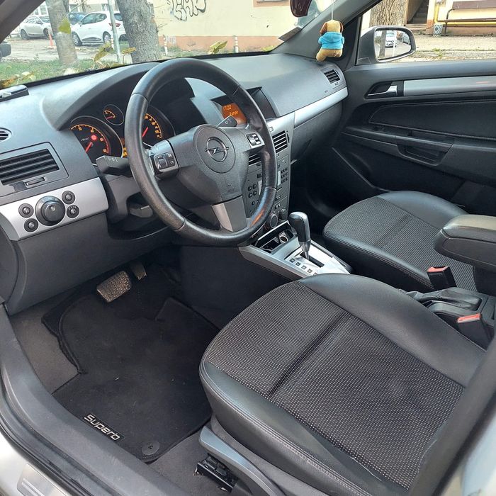 Opel Astra H 1.9 CDTI automata