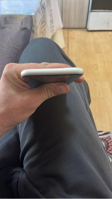 Продам айфон 11 в хорошем состоянии