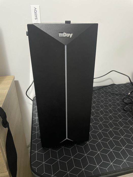PC Gaming + mouse gaming aqyris polaris + casti hyperx