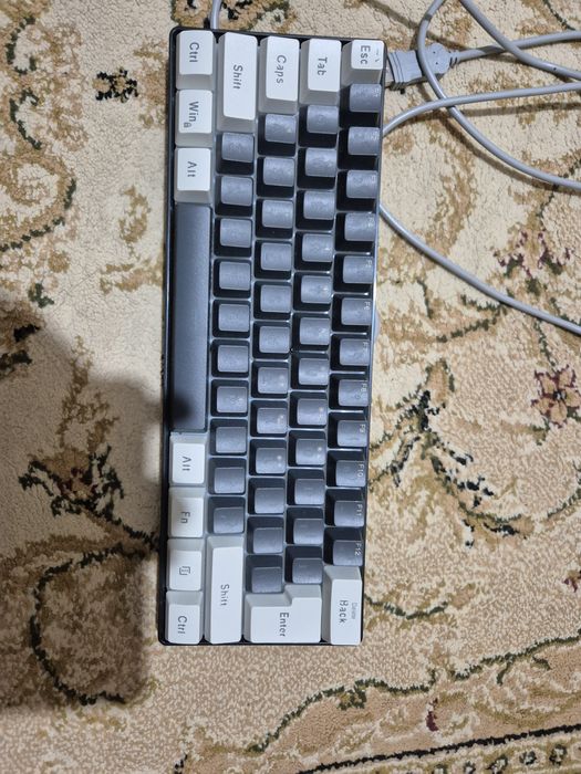 продам клавиатуру