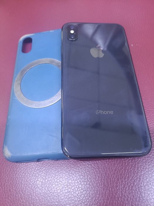 Продам Iphone X..