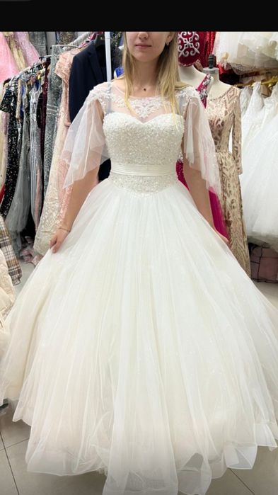 Свадебное платье пышное