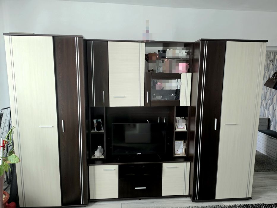 Vând mobilă pentru living