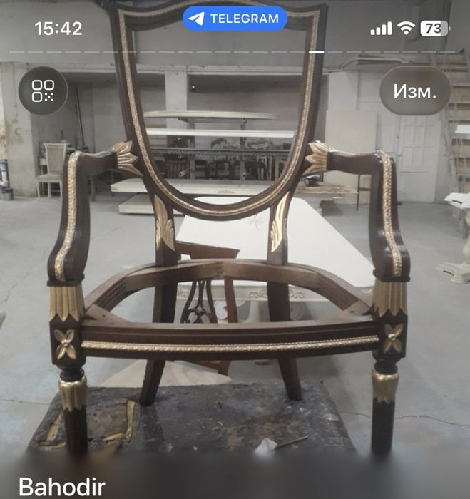 Mebel dekor hizmati potal bilan oltinrangda bezash