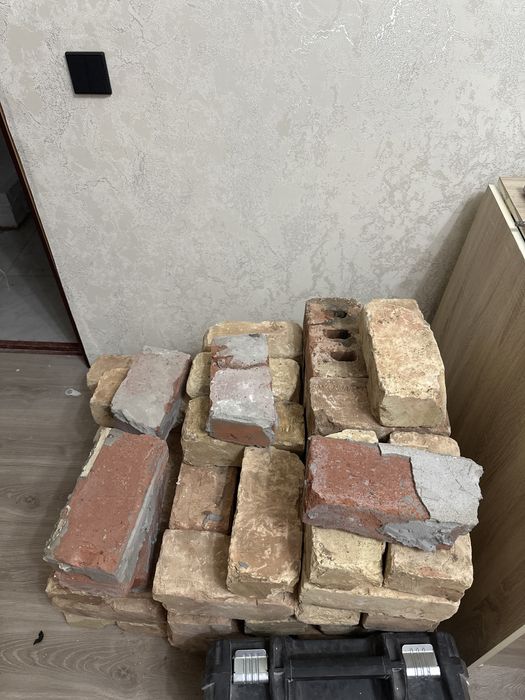 Отдам даром кирпичи