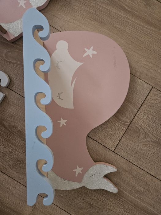 Детски рафт и закачалка комплект