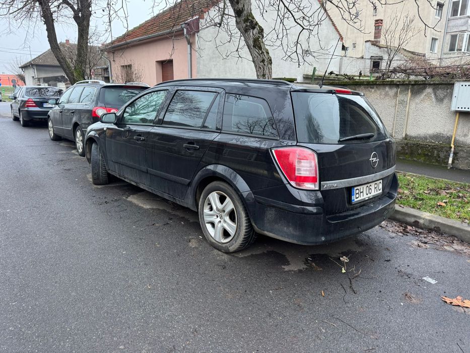 Opel Astra 1.6               .