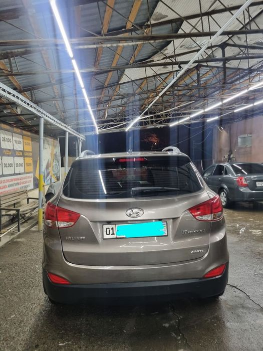 Продаётся Tucson 2012