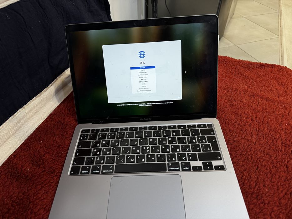 Продам Macbook Air ‘13 на IntelCore