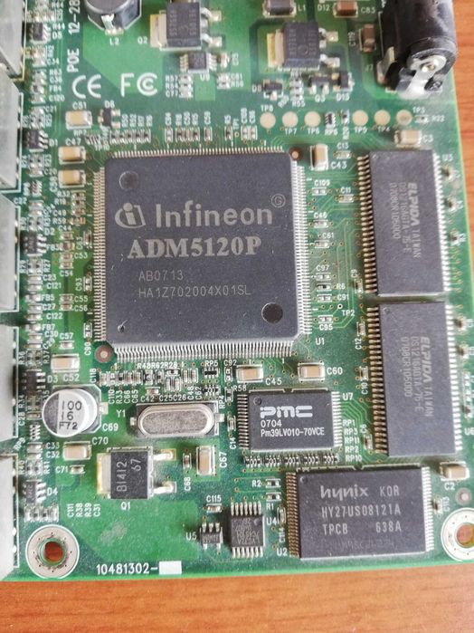 25 броя Mikrotik RB150 с алуминиеви кути