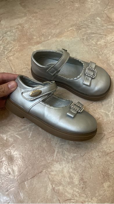 Продам вещи детские
