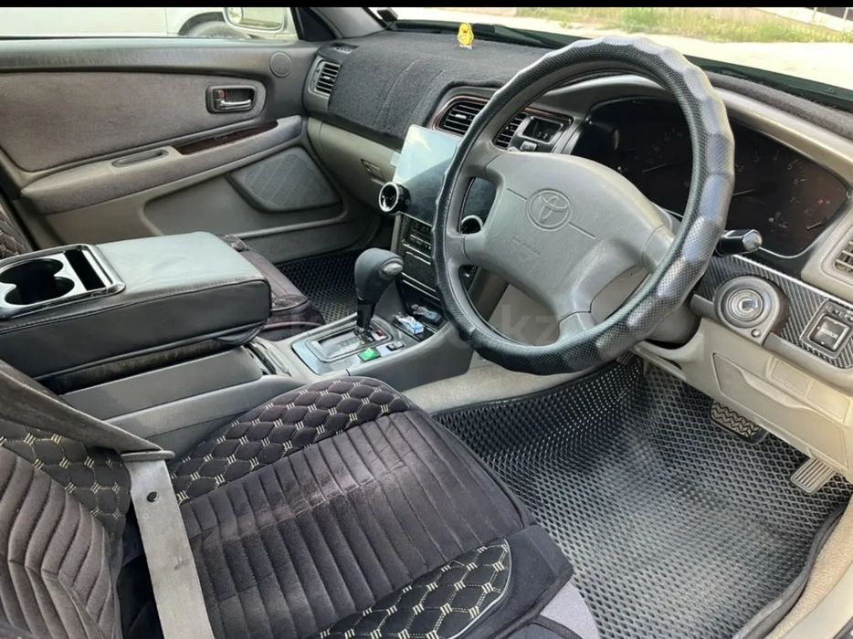 Срочно в продаже Toyota mark 2 100