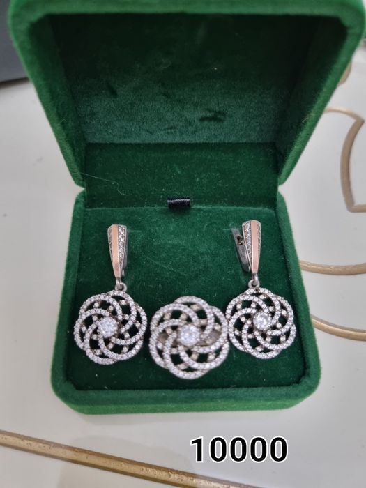 Серебро, бижутерия