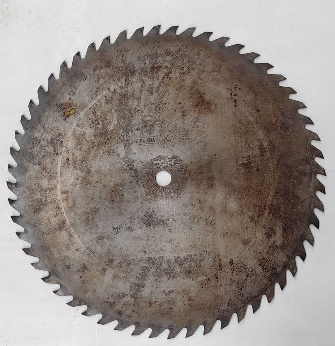 Циркуляр за дърва