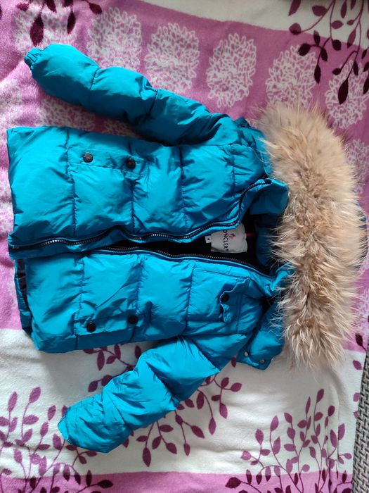 Продам зимний комбинезон 3-5 лет