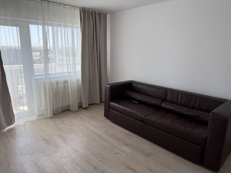 Proprietar—Inchiriez ap zona CET