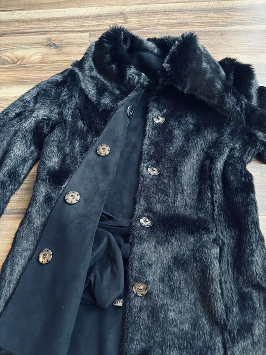 Jachetă de iarna cu 2 feti marimea Xs