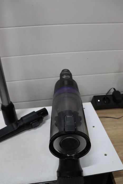 Вертикална прахосмукачка Hoover HF1 Plus, turbo, Led