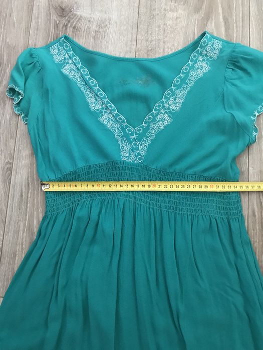 Rochie cu broderie nr.S