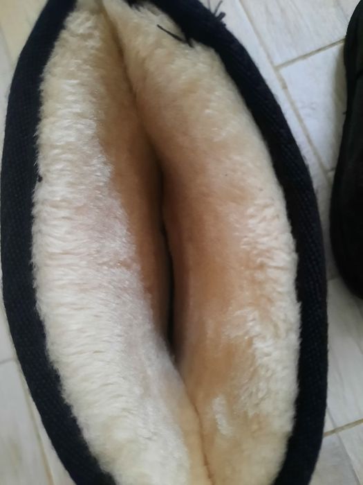 Ugg  mărimea  39