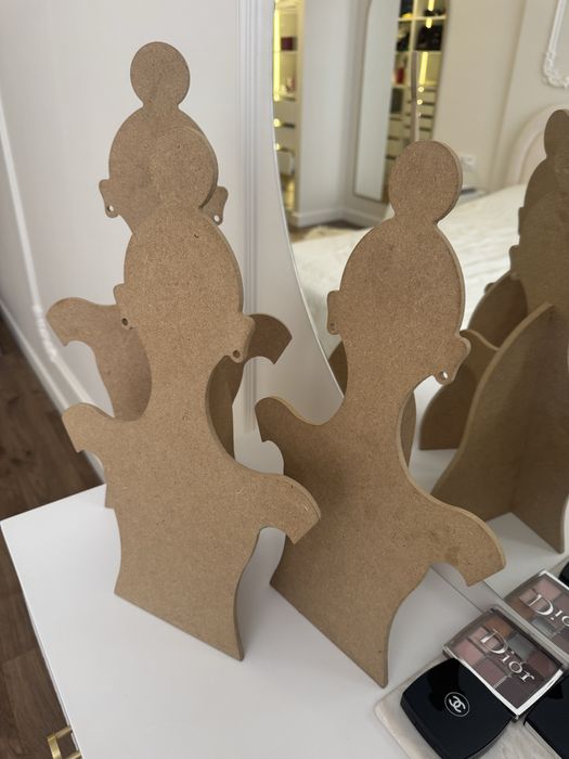 Подставка для украшении