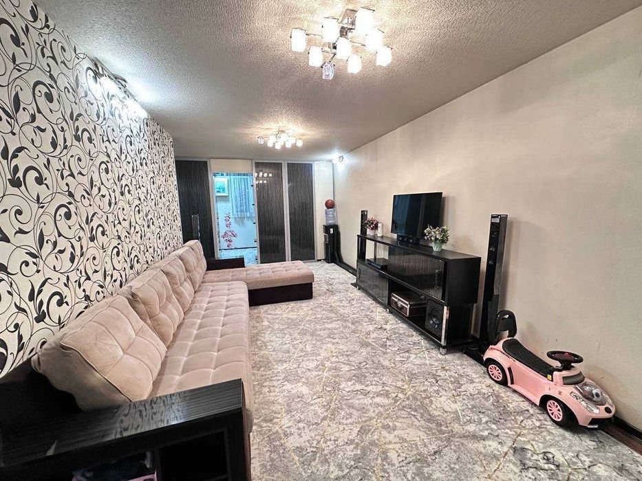 массив Ялангач, Экобазар  3комнатная